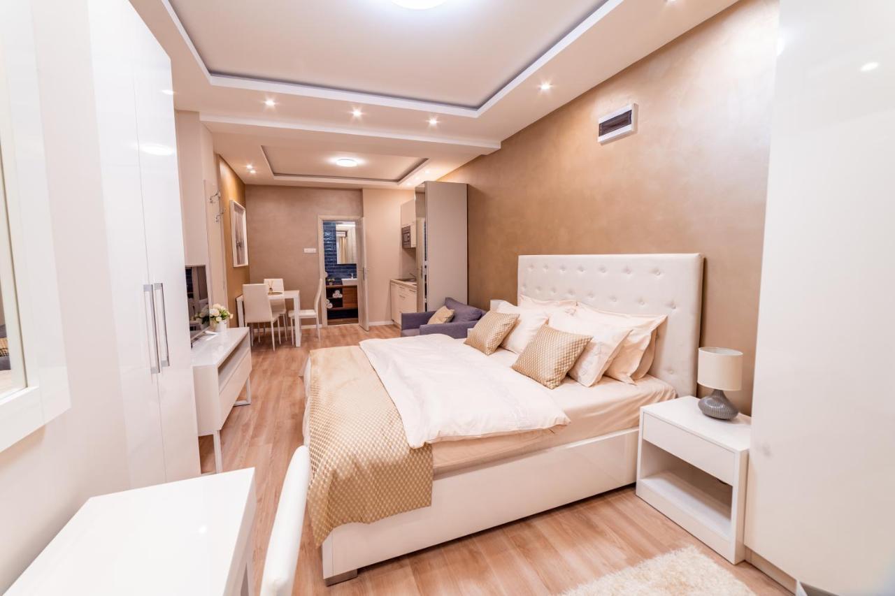 Ivi Place Apartments Новий Сад Екстер'єр фото